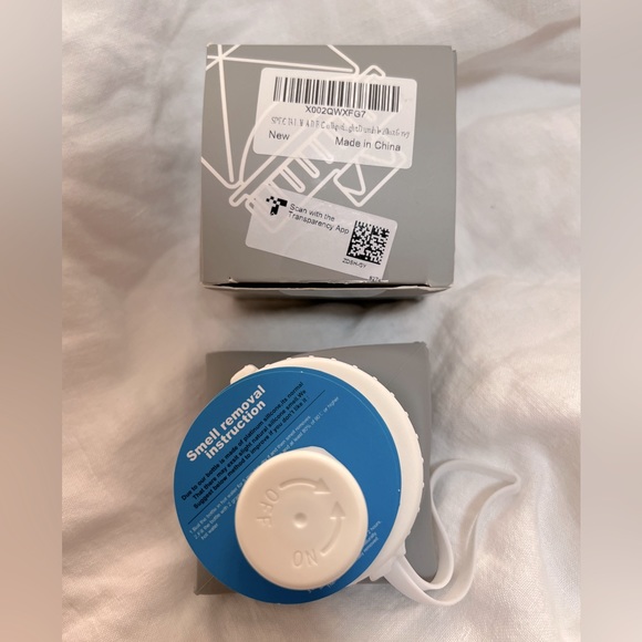 ✨BRAND NEW✨ Mini Foldable Bottle - Gray/White - Picture 9 of 9